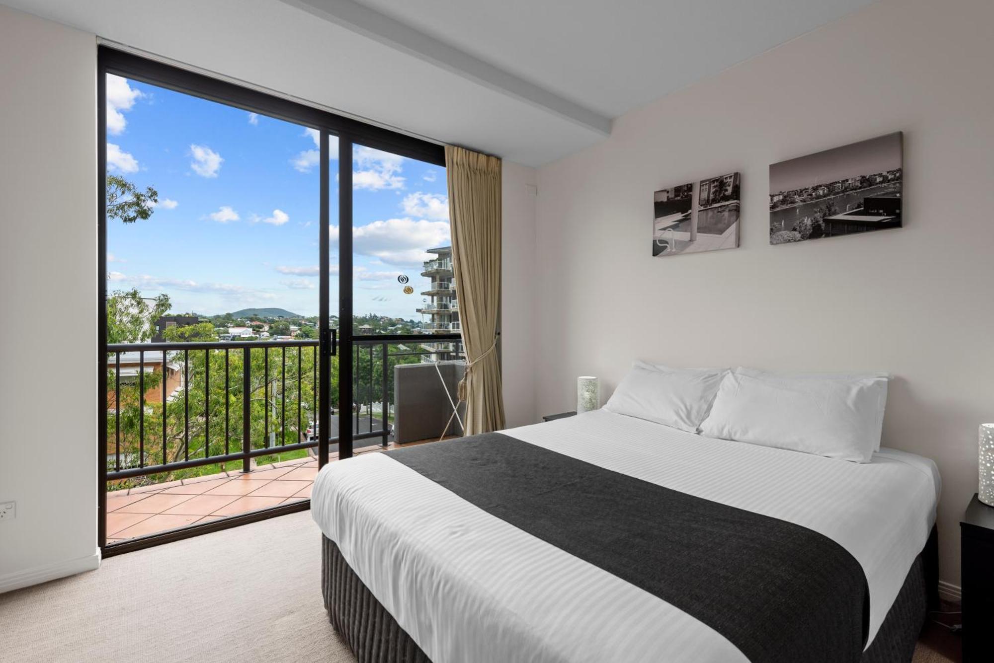 เดอะ โอเอซิส อพาร์ตเมนต์ Aparthotel บริสเบน ภายนอก รูปภาพ